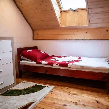 Ferienwohnung Bieszczadzki Szeryf 660-492-682 Polańczyk Exterior foto